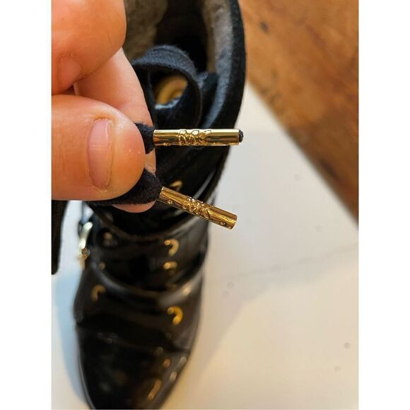 MICHAEL KORS Black Patent LIZZIE Hi High Top Wedge Platform Sneakers Booties 7.5 - Picture 11 of 13